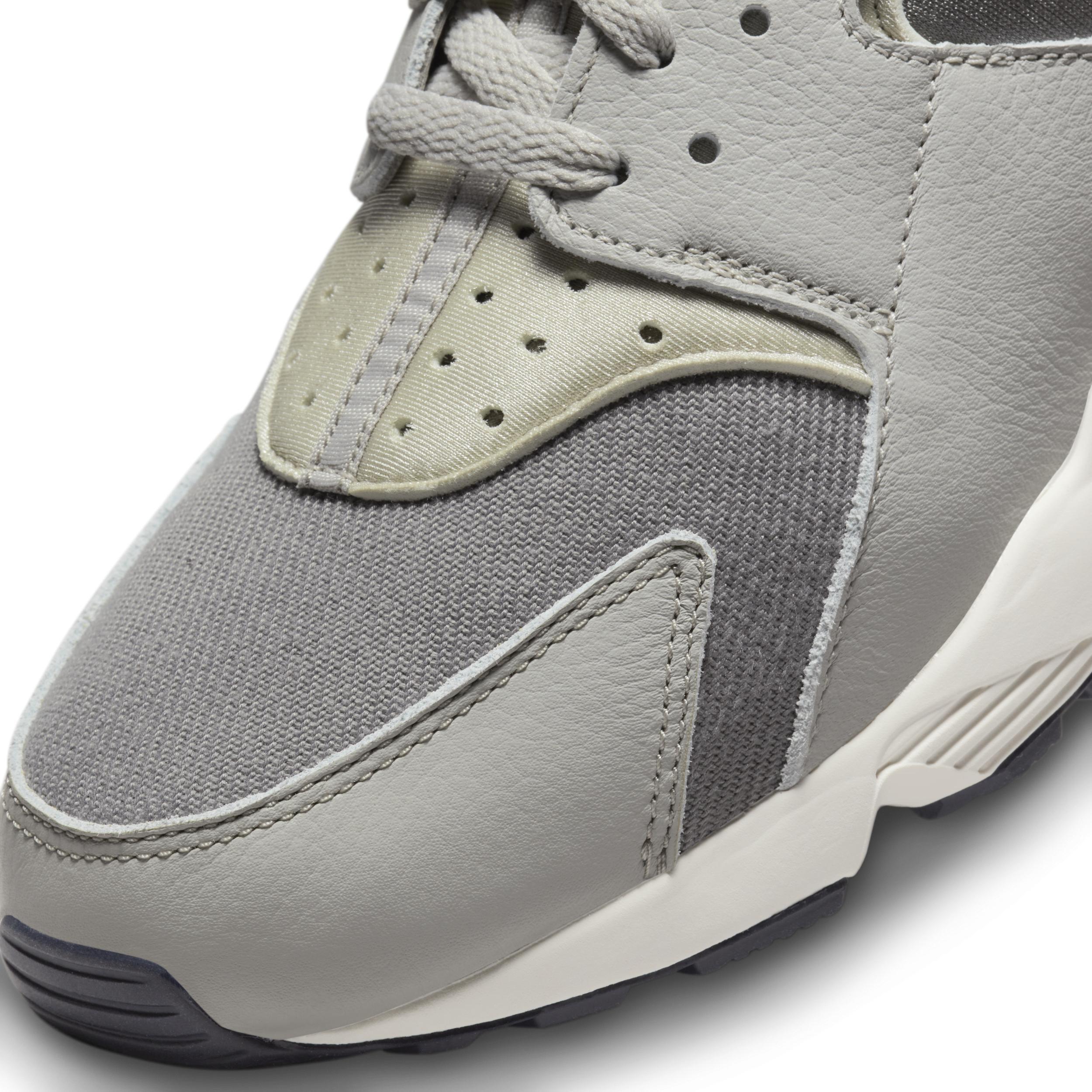 Nike Mens Nike Huarache Essentials Twist - Mens Shoes Grey/Navy Product Image