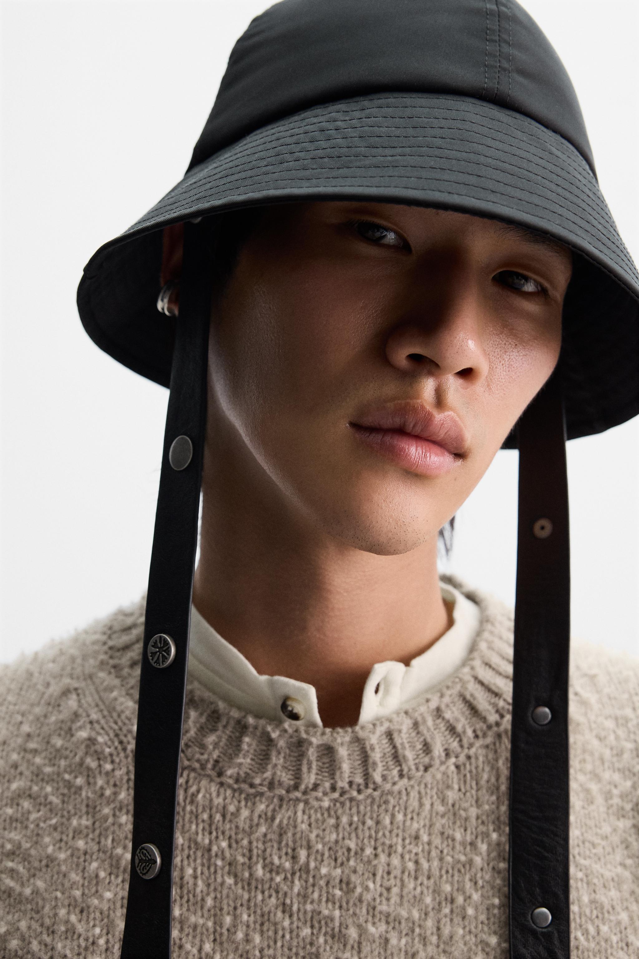 TECHNICAL BUCKET HAT X NANUSHKA Product Image