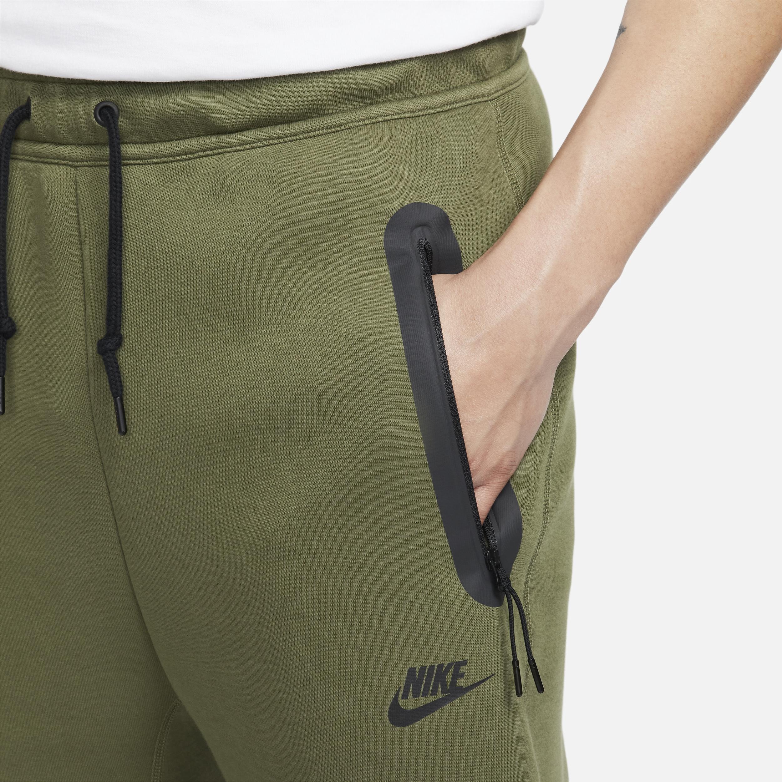 Men's Nike Sportswear Tech Fleece Open-Hem Sweatpants Product Image