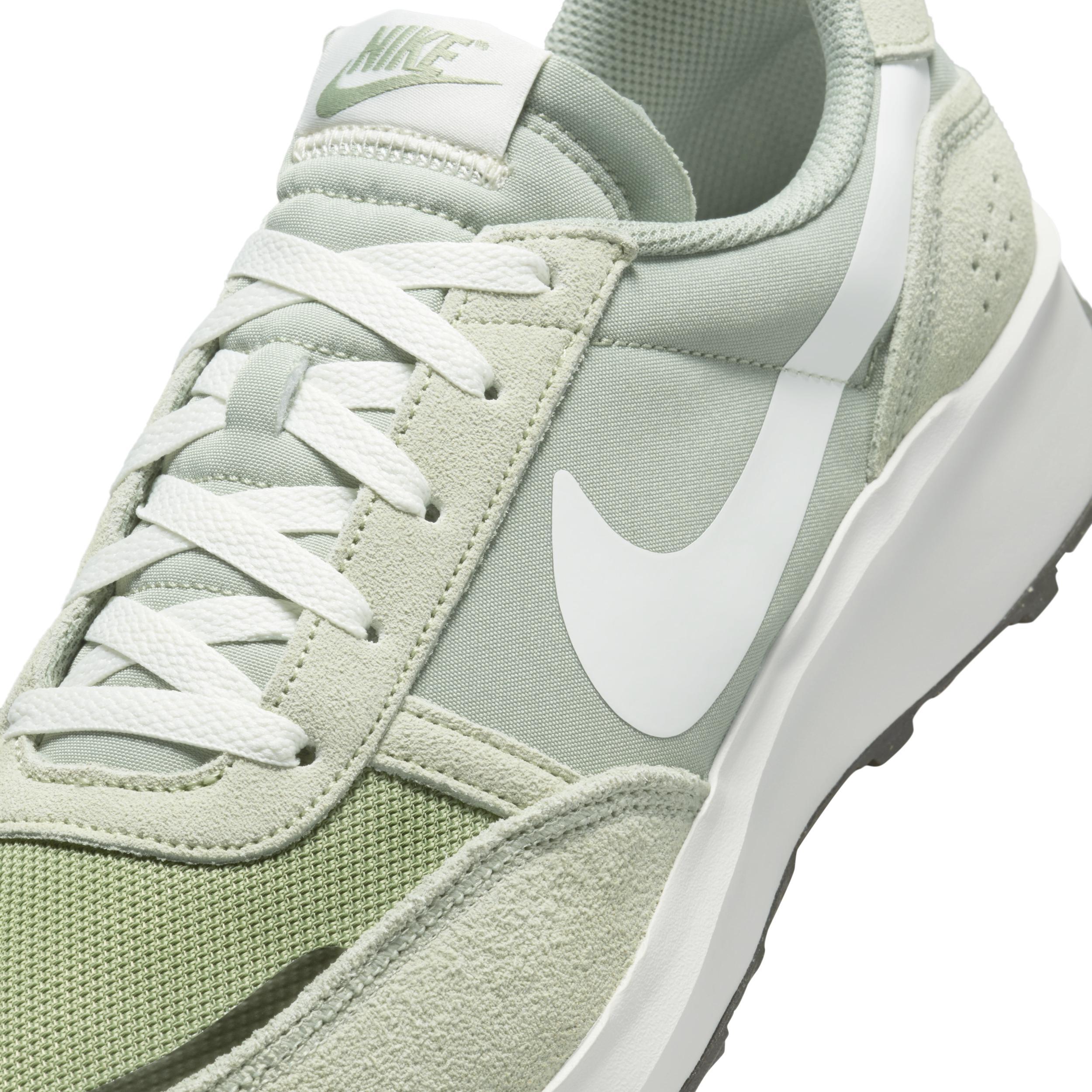 Nike Waffle Debut Mens Shoes Product Image