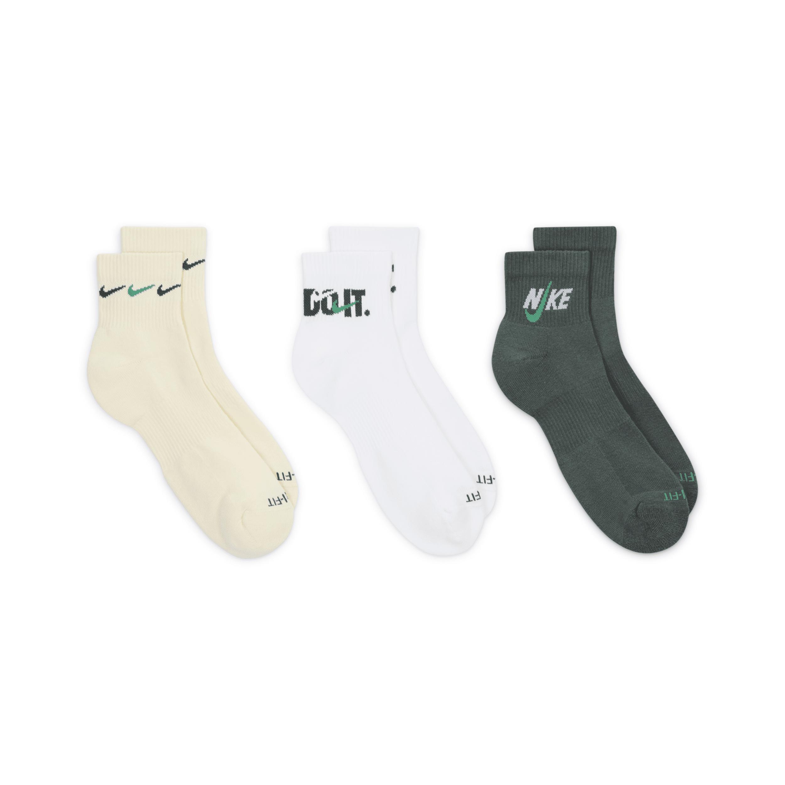 Mens Nike 3-pack Everyday Plus Cushion Ankle Training Socks Ivory Product Image