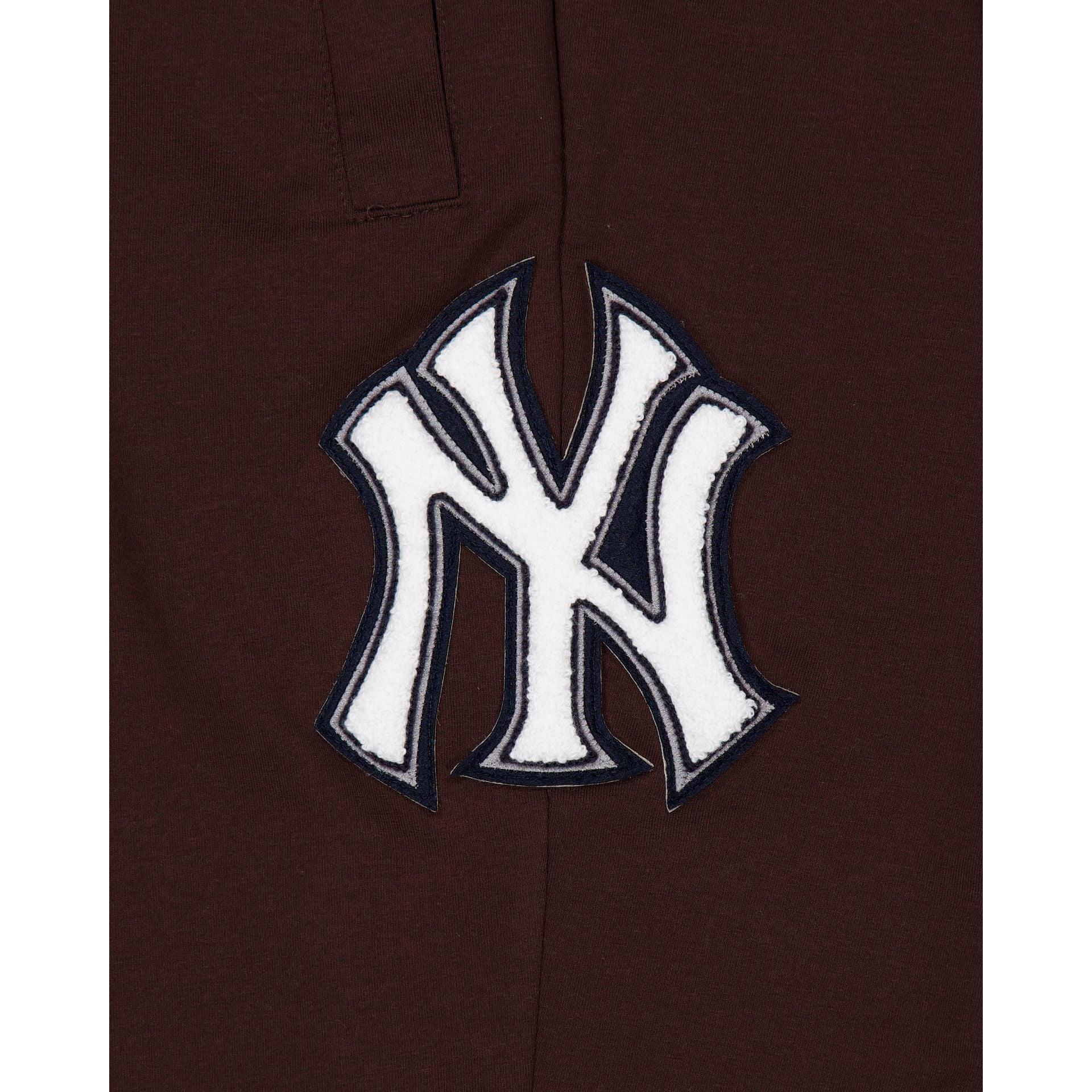 New York Yankees Logo Select Color Flip Green Jogger Male Product Image