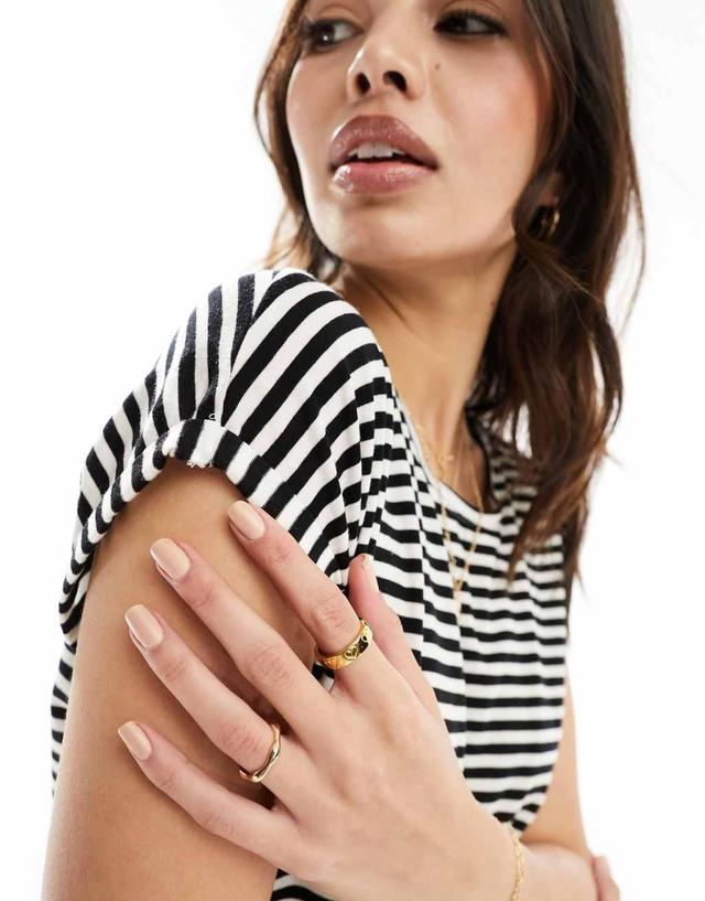 Vero Moda oversized stripe t-shirt in mono Product Image