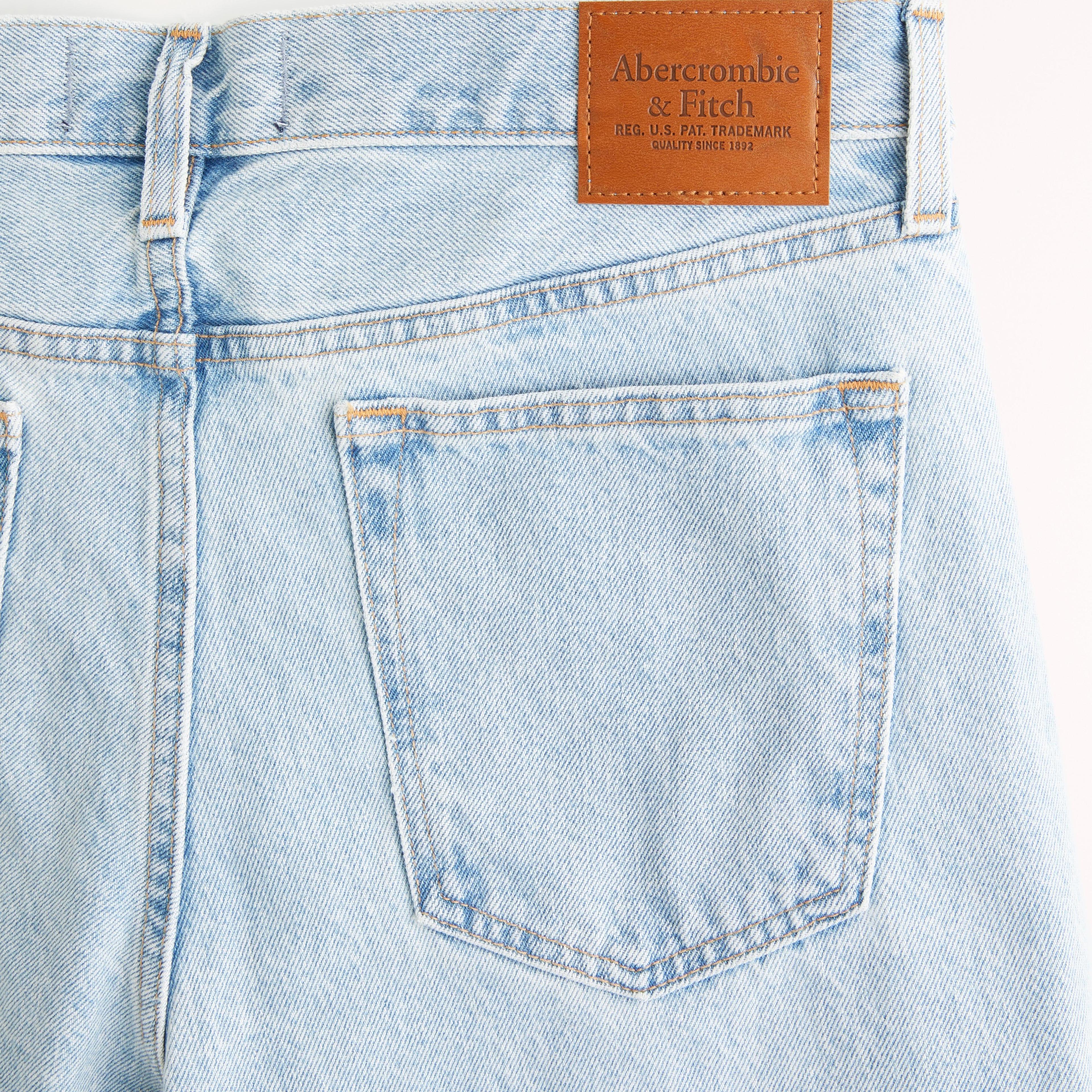 Baggy Jean Product Image