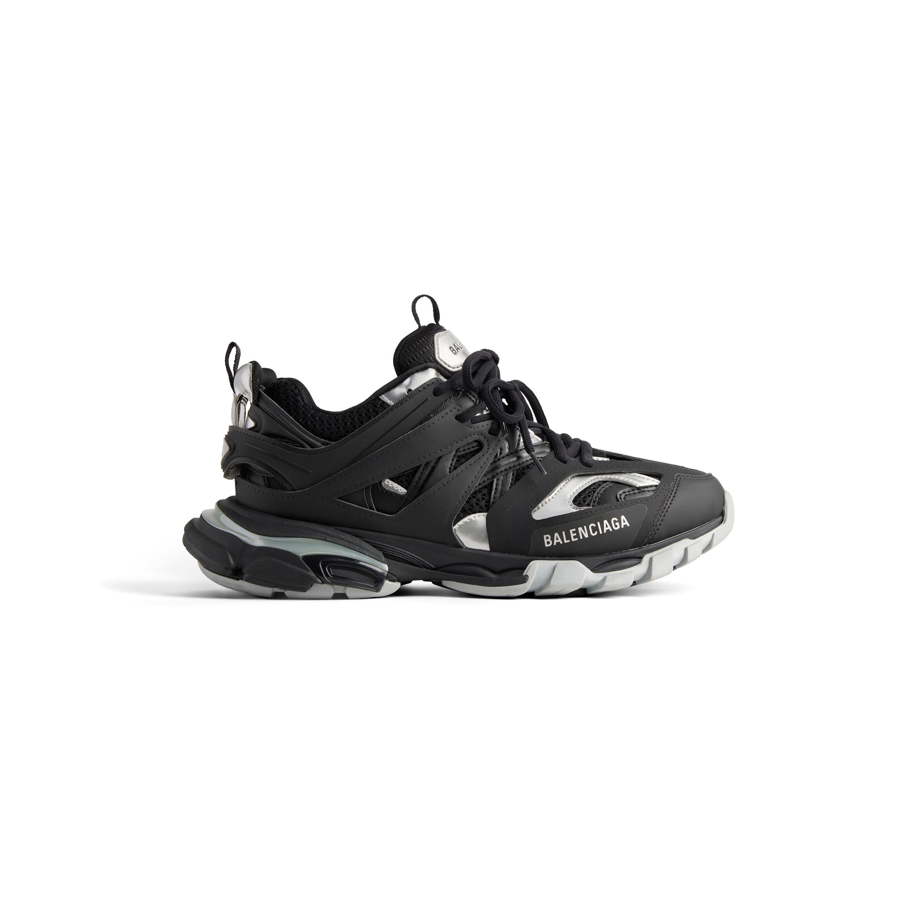 Men's Track Sneaker in Black/silver Product Image