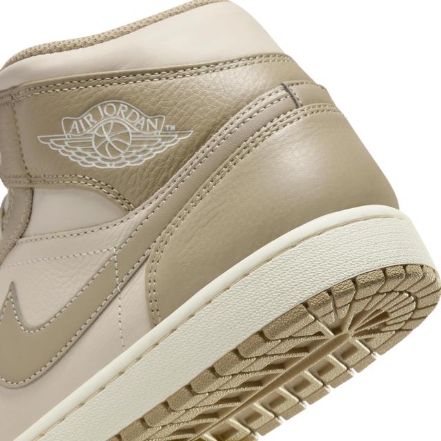 Men's Air Jordan 1 Mid Shoes Product Image