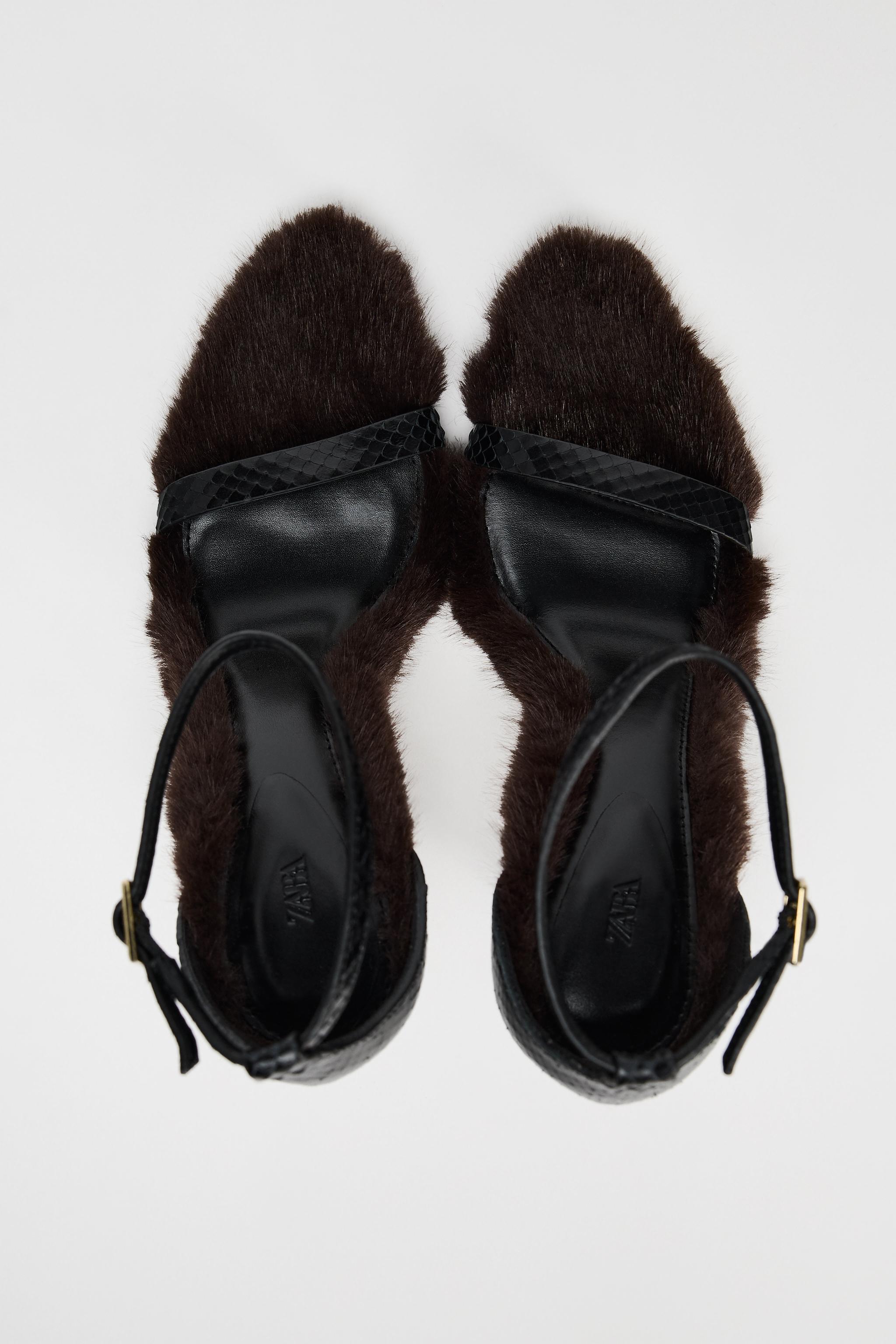 EMBOSSED LEATHER FAUX FUR SANDAL LIMITED EDITION Product Image