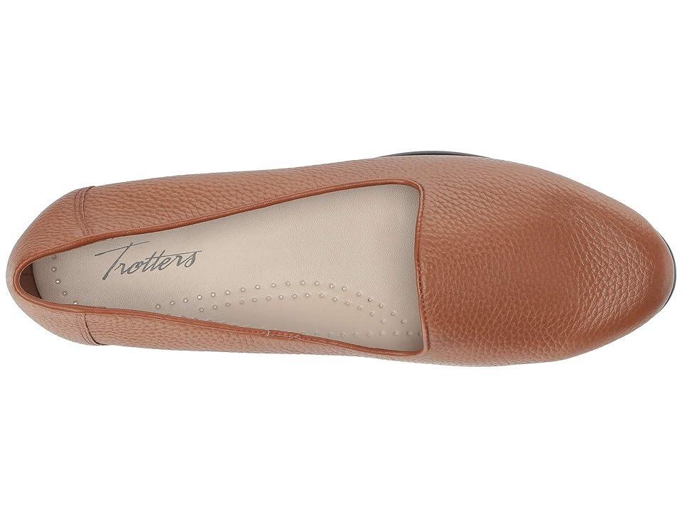 Trotters Liz Tumbled (Tan Very Soft Tumbled Leather) Women's Slip on Shoes Product Image