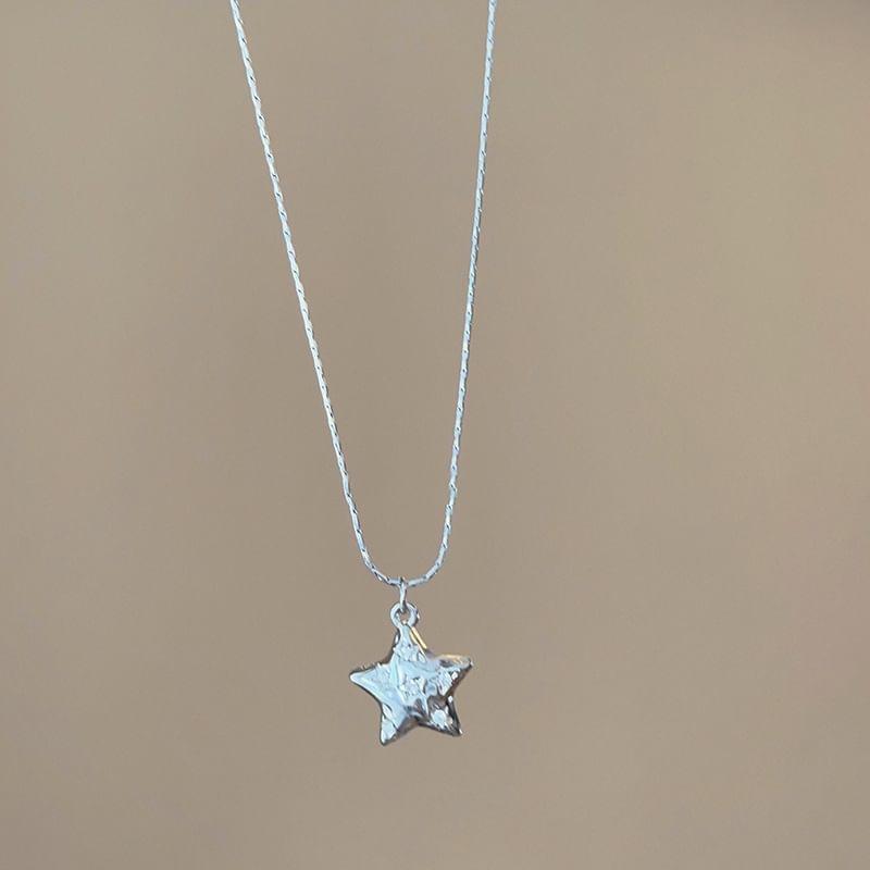 Star Layered Necklace Product Image