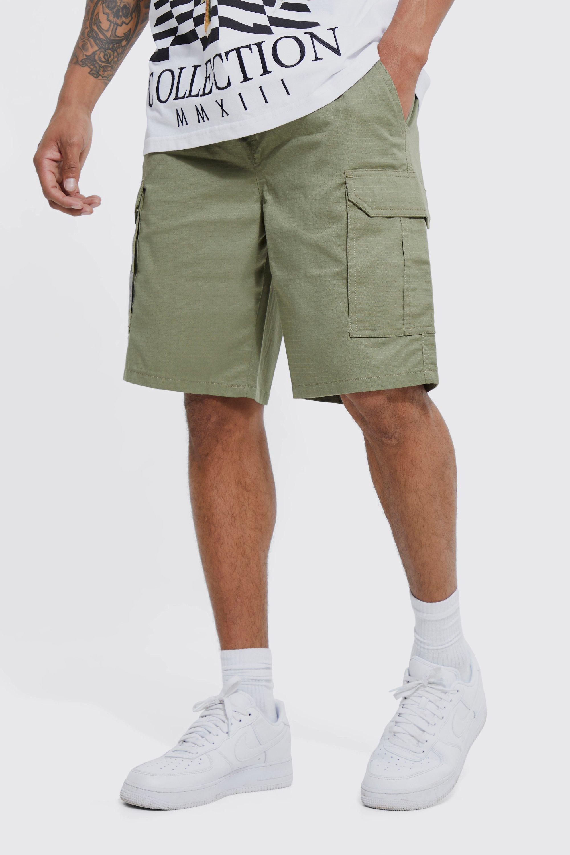 Mens Green Relaxed Elasticated Waist Ripstop Cargo Short, Green Product Image