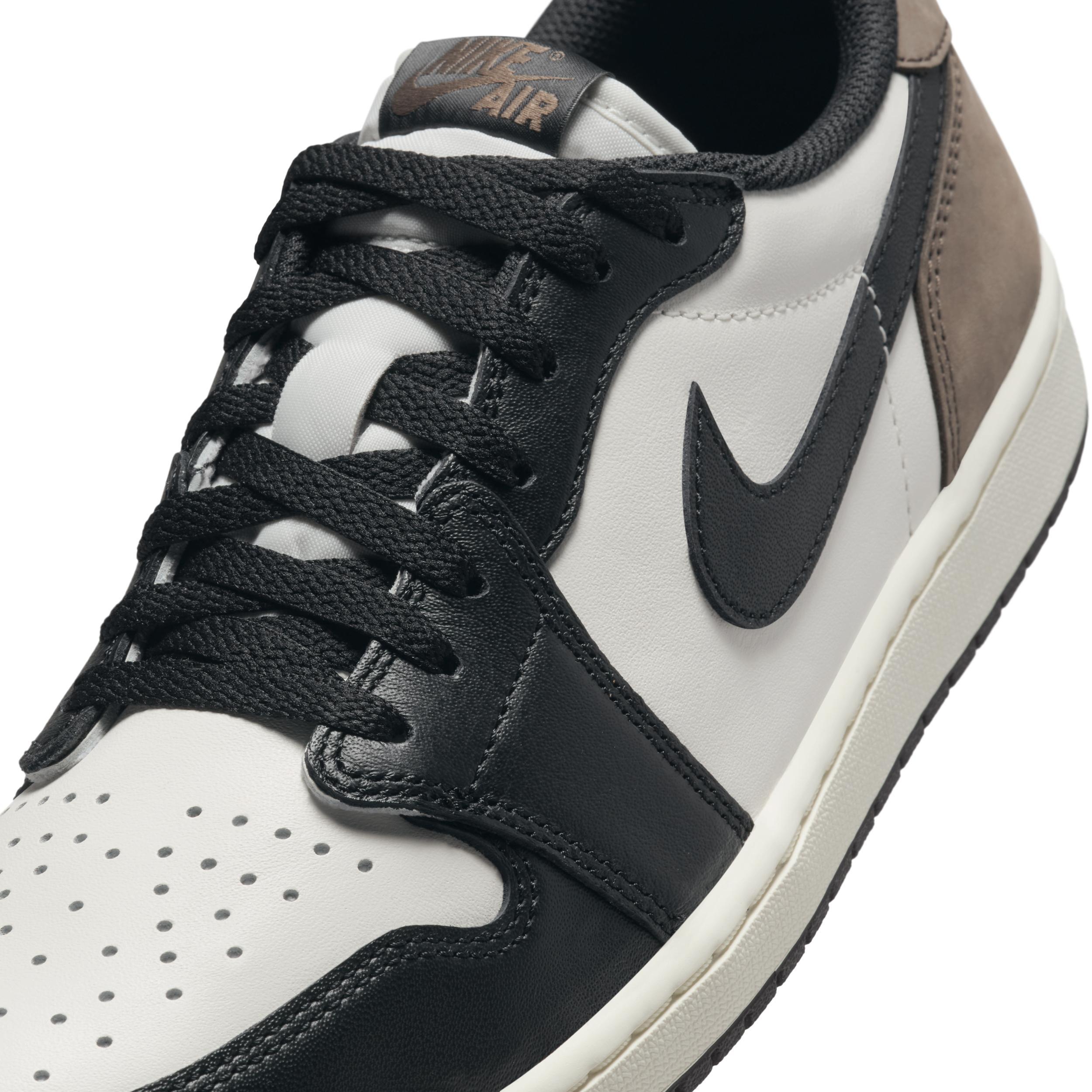 Men's Air Jordan 1 Low OG "Mocha" Shoes Product Image