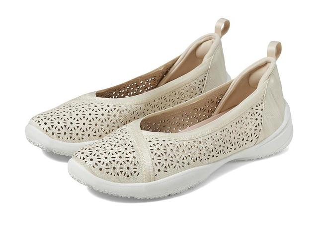 JBU Emma (Cream Shimmer) Women's Shoes Product Image