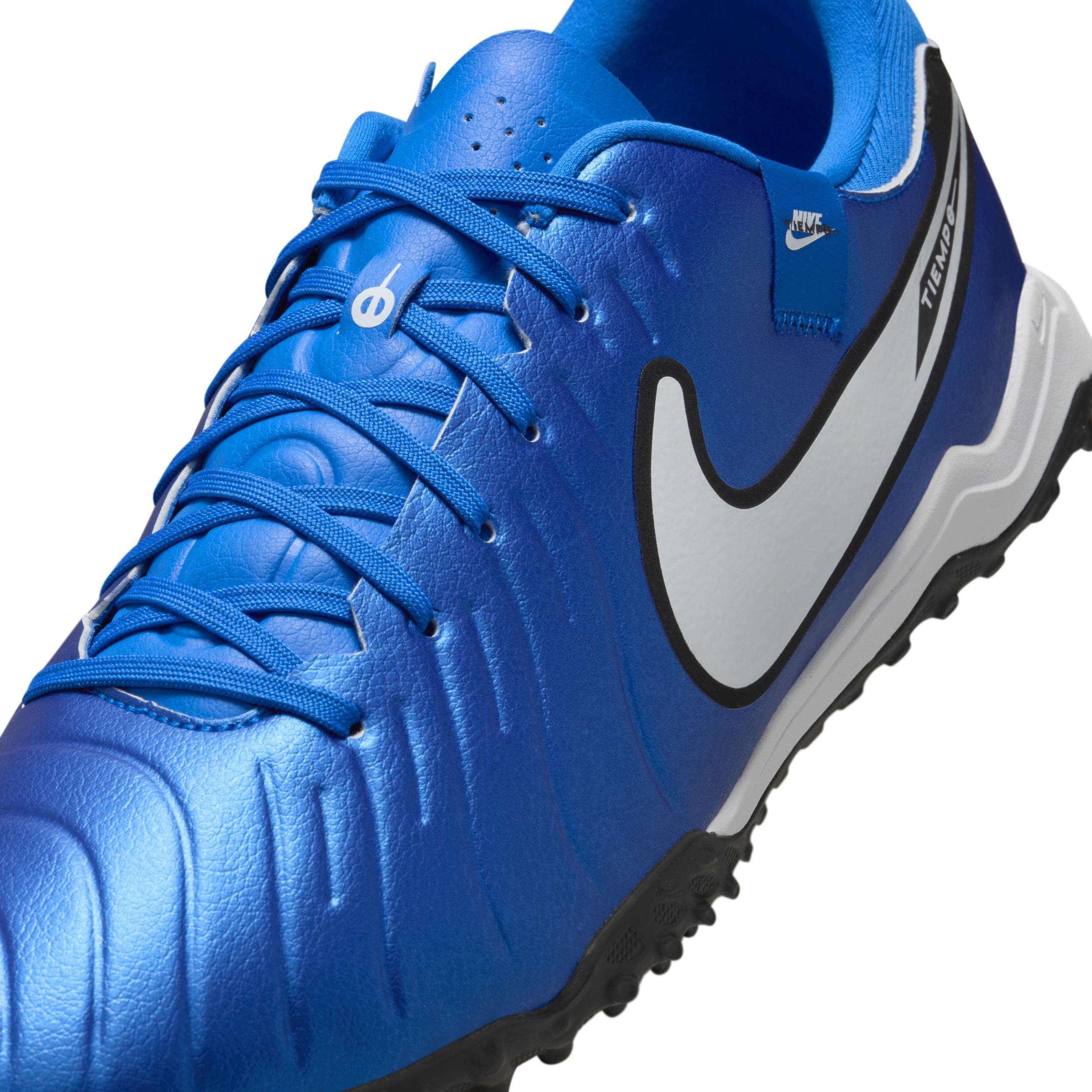 Nike Men's Tiempo Legend Academy Turf Low-Top Soccer Shoes Product Image