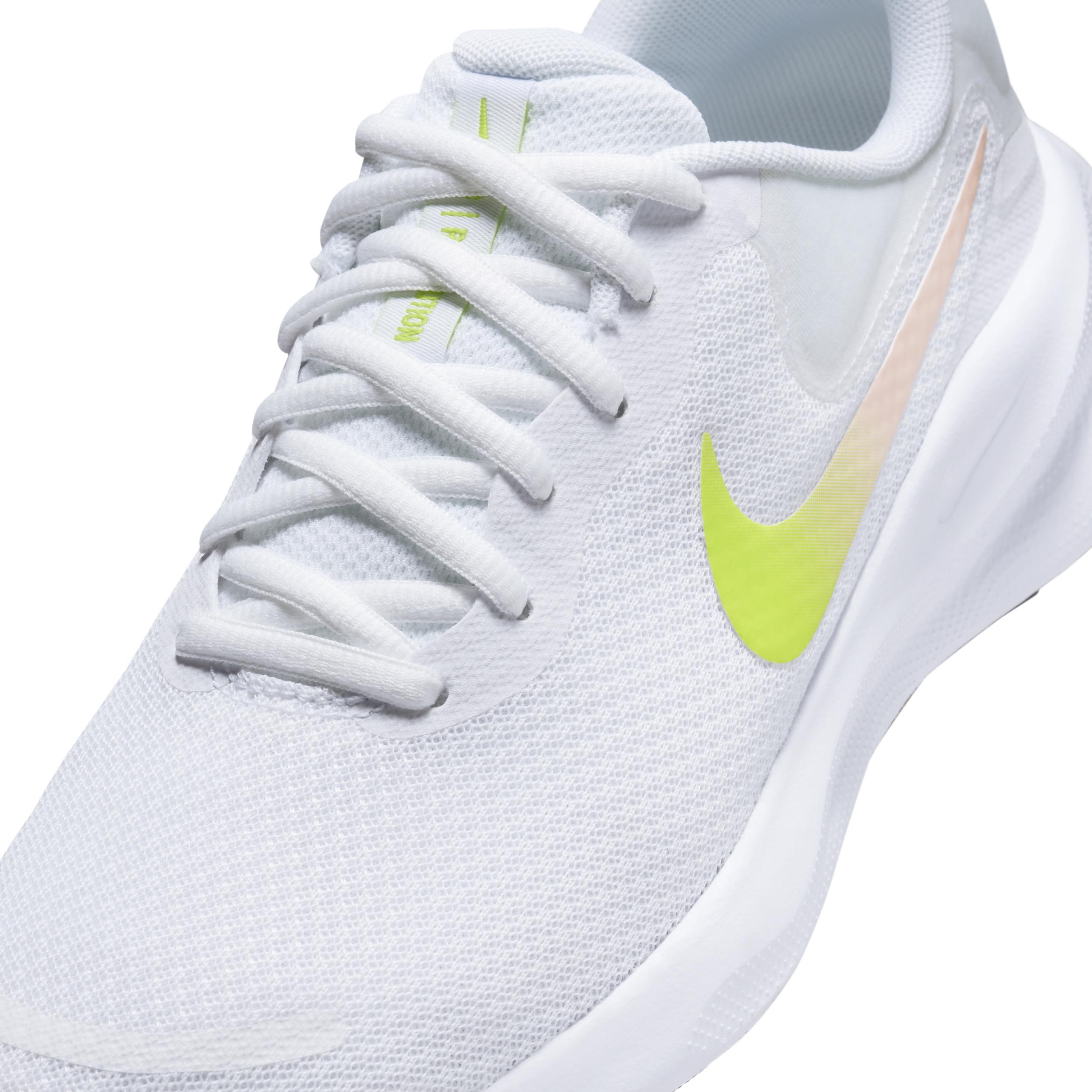 Nike Revolution 7 Women's Road Running Shoes Product Image