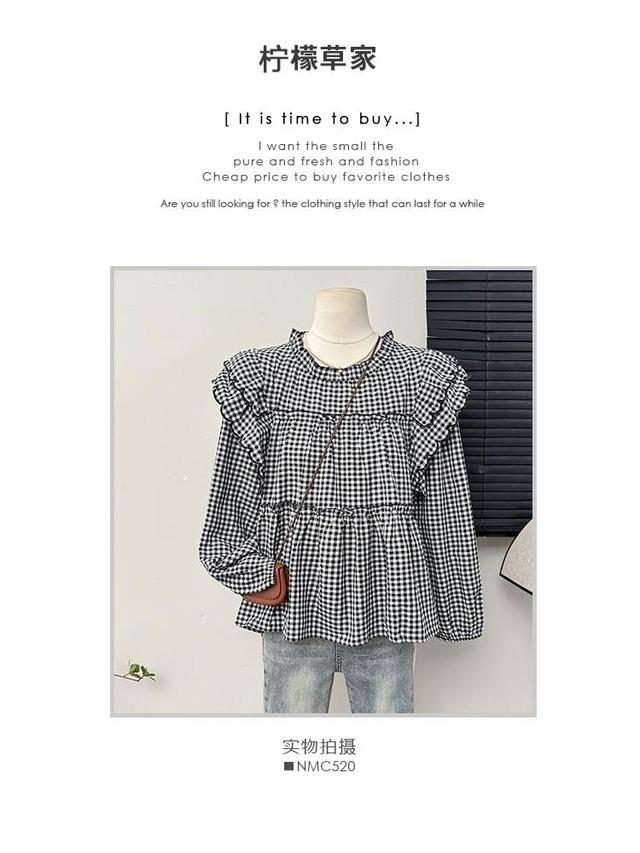 Ruffled Overfit Checker Blouse Product Image