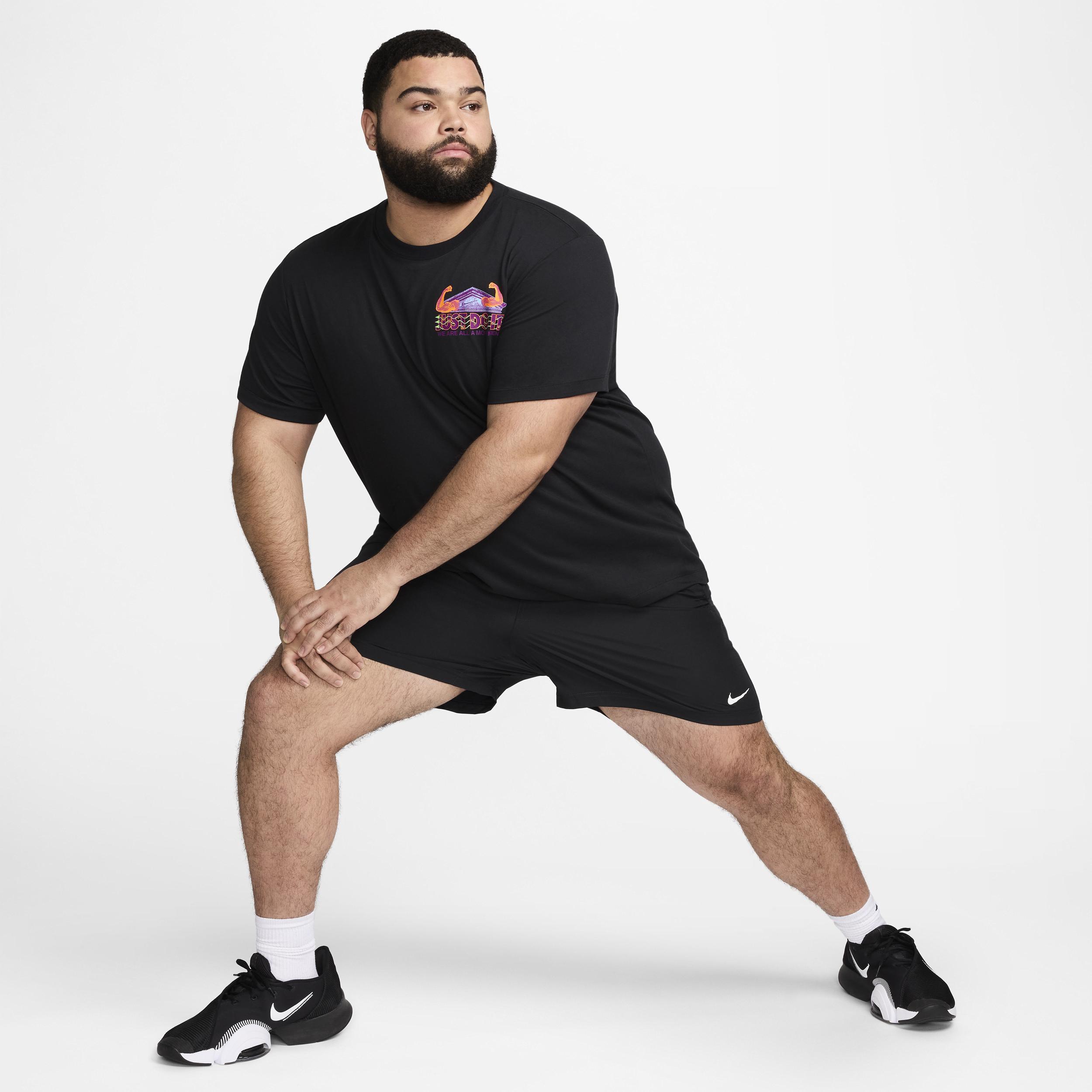 Nike Men's Dri-FIT Fitness T-Shirt Product Image