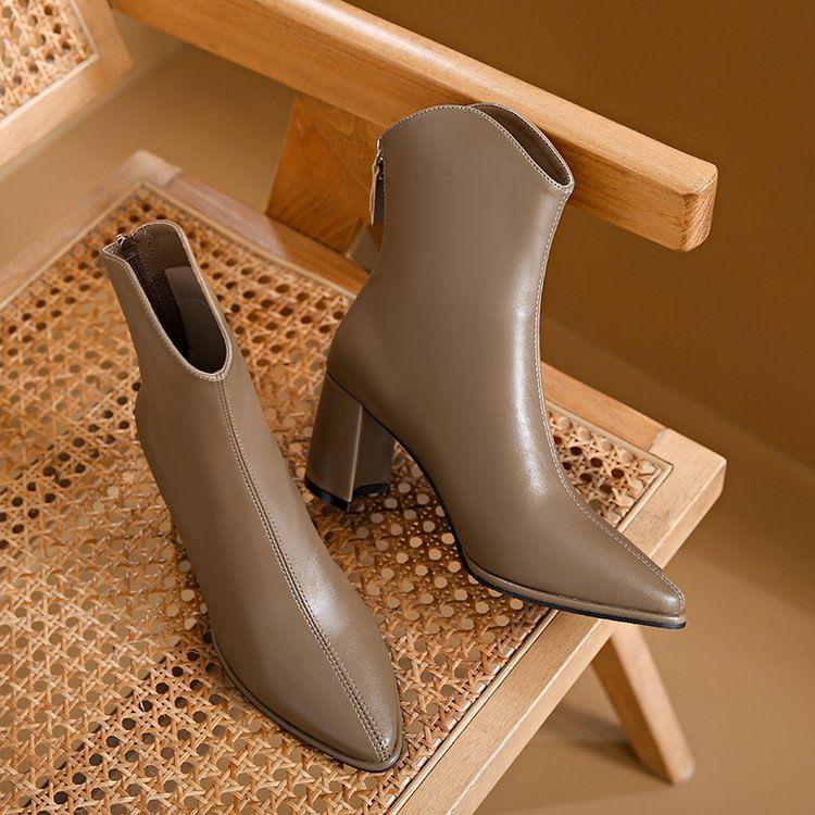 Block Heel Plain Pointy Short Boots Product Image