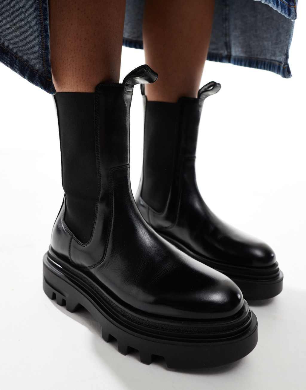 AllSaints Alex leather chunky chelsea boots in black Product Image