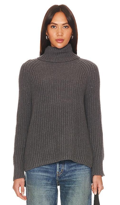 Stella Pullover Sweater Product Image