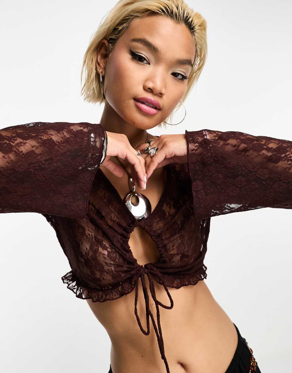 Emory Park lace key hole detail crop top in chocolate Product Image