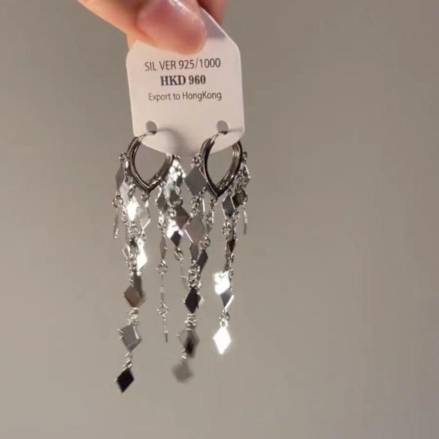 Metallic Fringed Earring Product Image