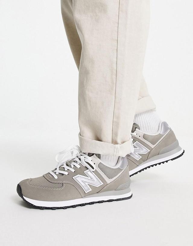 New Balance 574 Sneaker in Grey Product Image