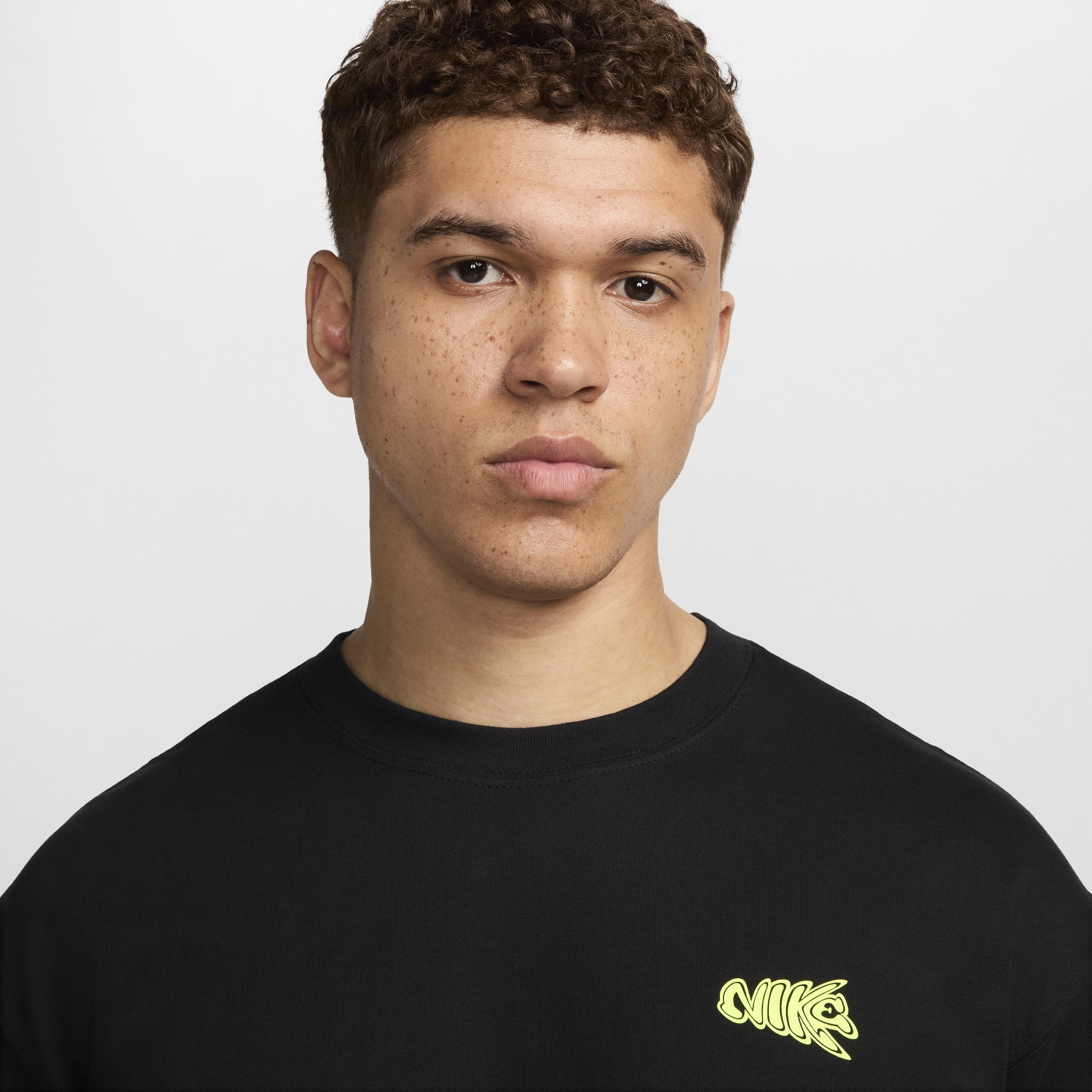 Nike Men's Max90 Soccer T-Shirt Product Image