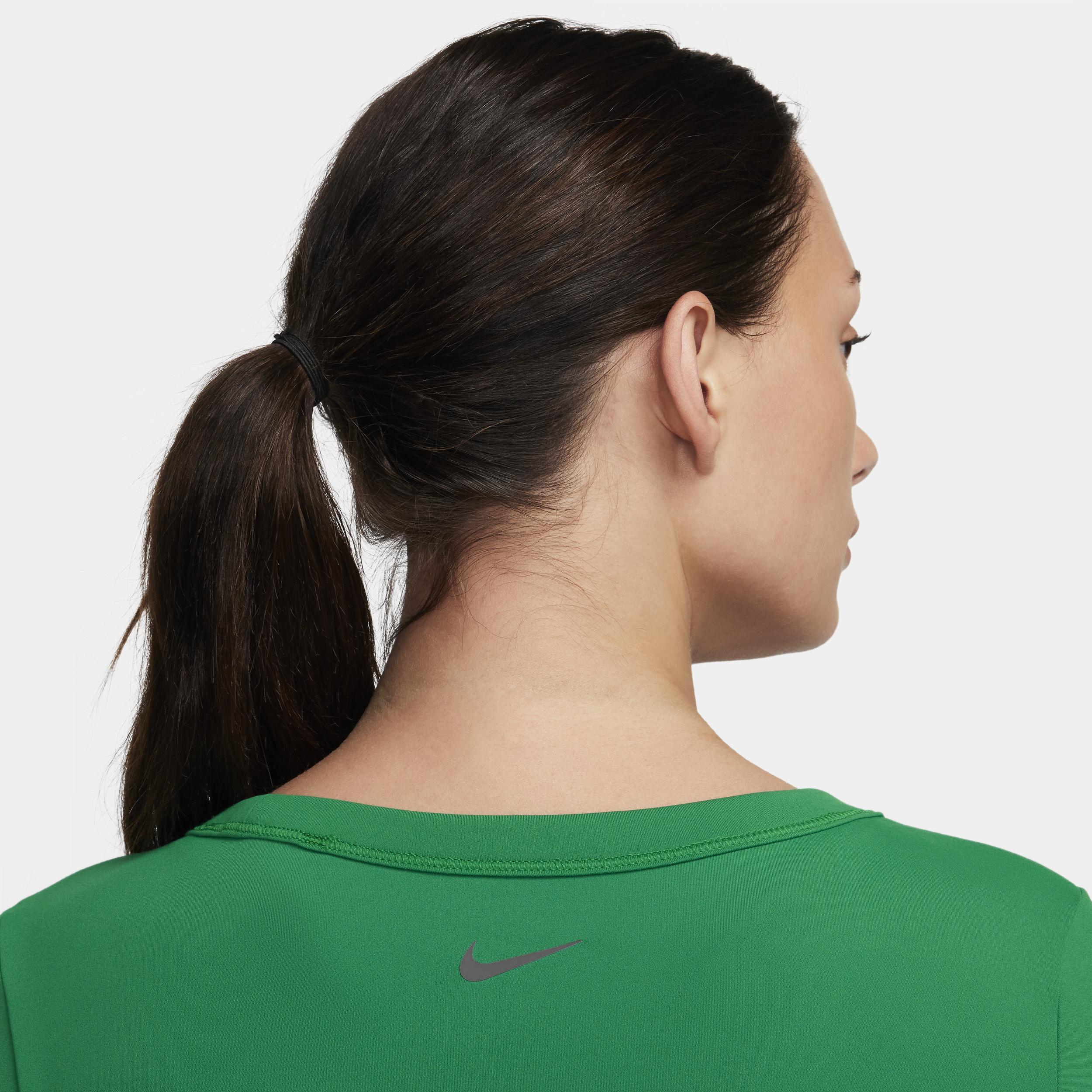 Nike Women's One Fitted Dri-FIT Short-Sleeve Cropped Top Product Image