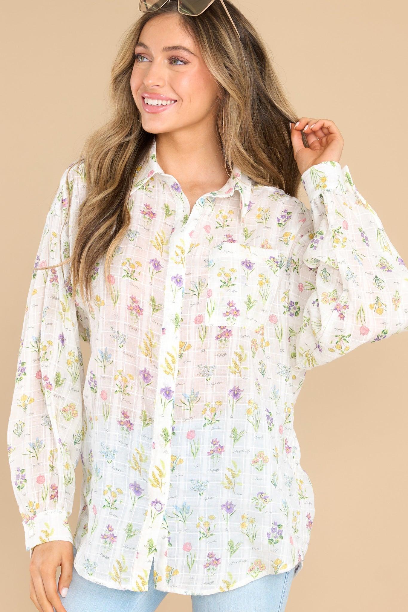 Aura Life In Full Bloom Ivory Floral Top Product Image