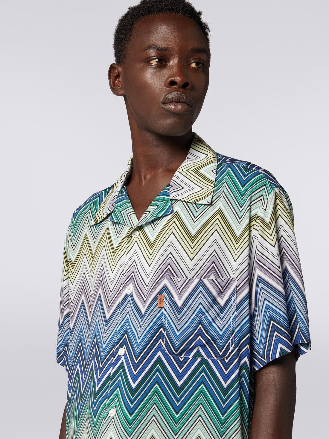 Short-sleeved shirt in viscose with large zigzag print Multicoloured | Missoni product image