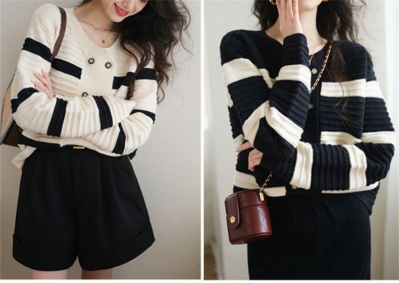 Crew Neck Striped Double-Breasted Crop Cardigan Product Image