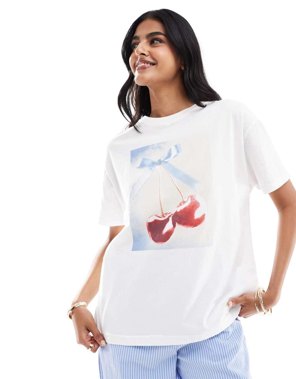 Pull&Bear cherry bow graphic tee in white Product Image