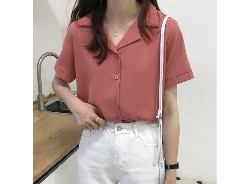 Short-Sleeve Plain Chiffon Blouse Product Image