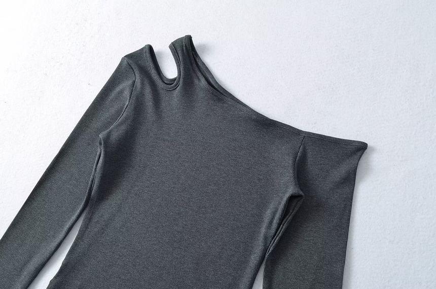 Long-Sleeve Cutout Plain Top Product Image