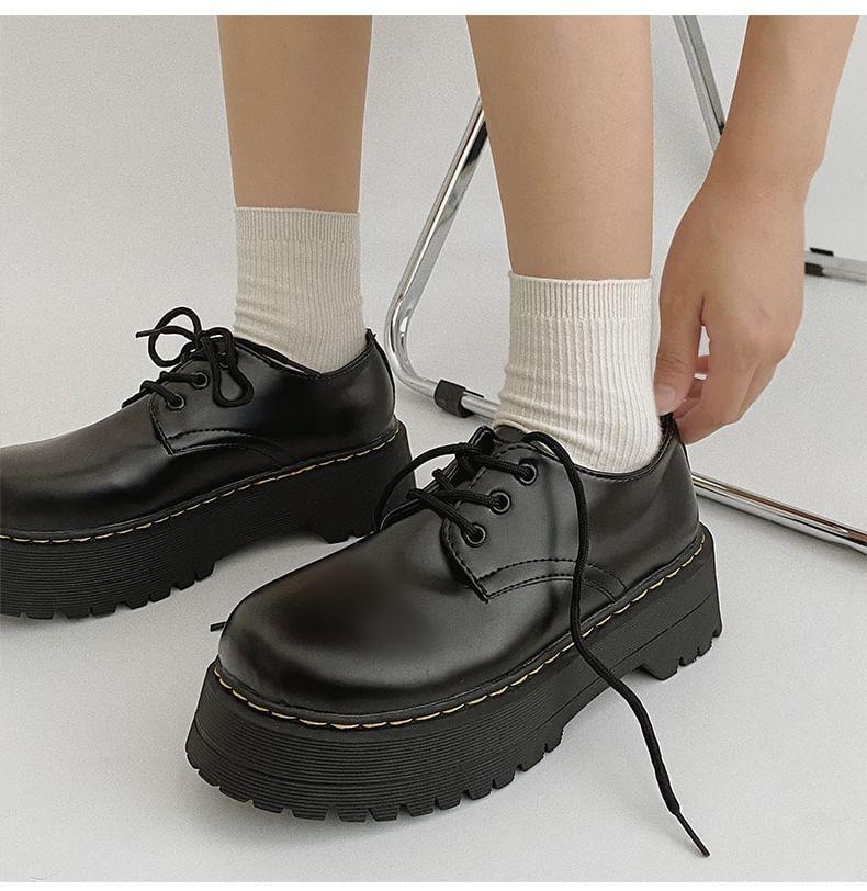 Platform Lace-Up Dress Shoes Product Image