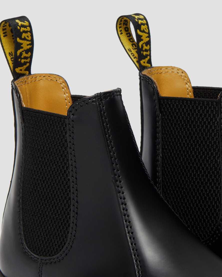 Dr. Martens 2976 Chelsea Boot Product Image