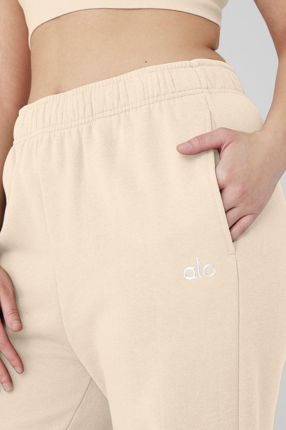 Accolade Sweatpant - Macadamia Male Product Image