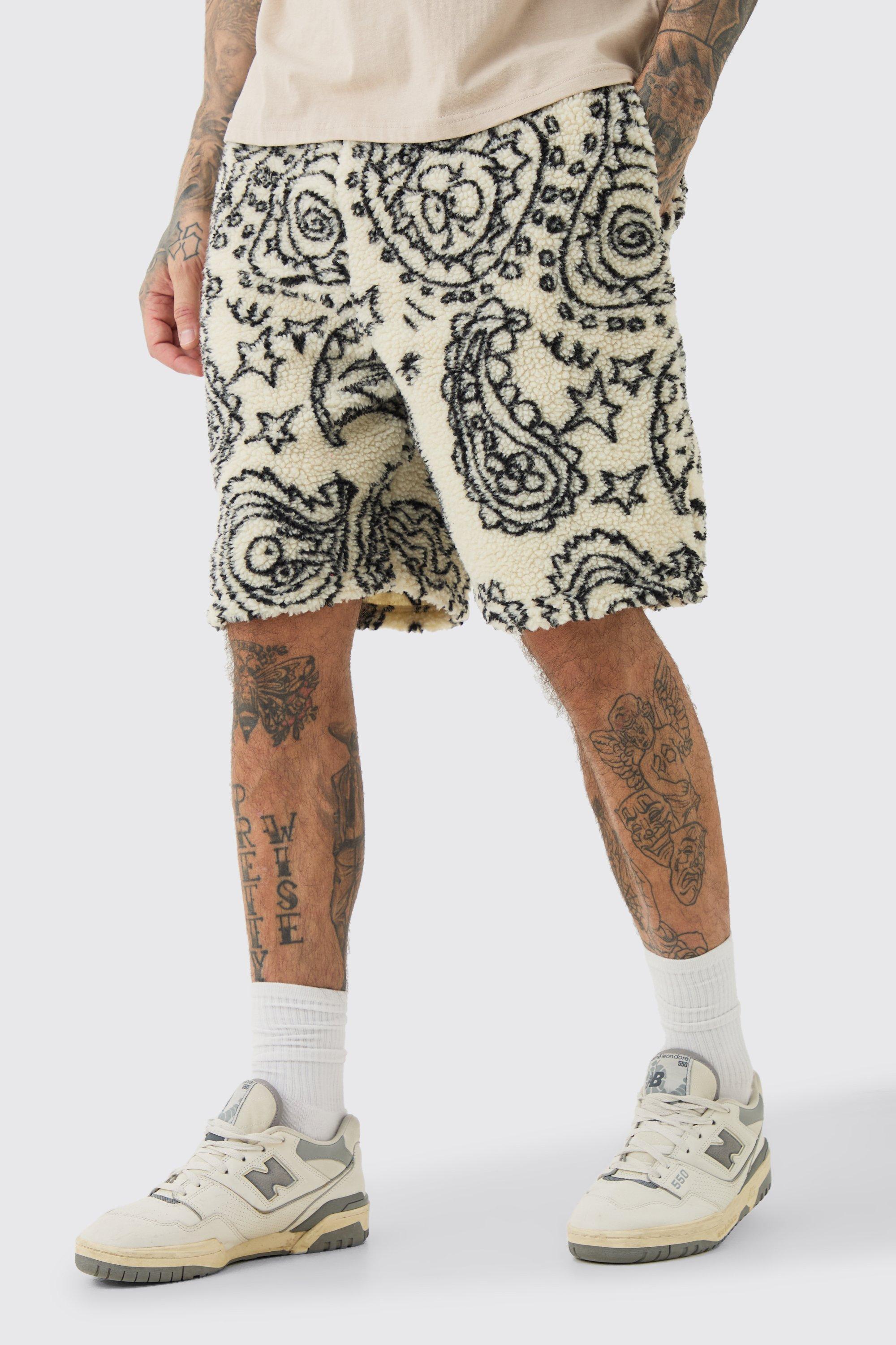 Tall Loose Mid Length Bandana Borg Shorts | boohooMAN USA product image