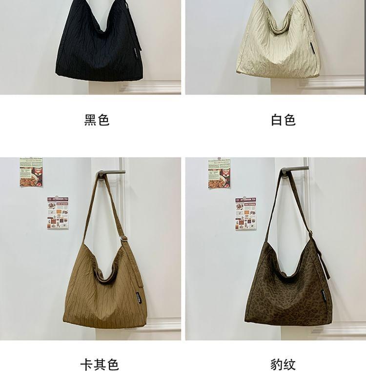 Ribbed Tote Bag Product Image