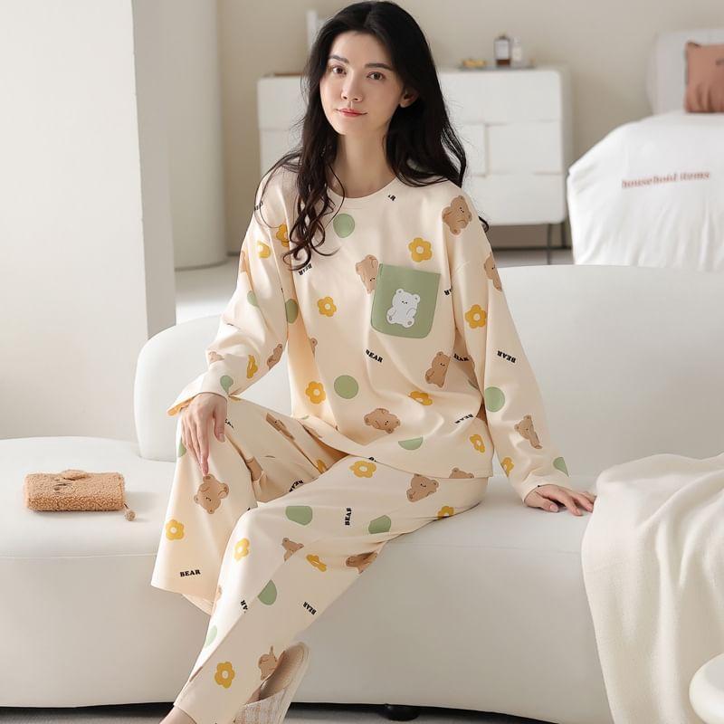 Loungewear Set : Long-Sleeve Bear Print Padded T-Shirt + Pants Product Image