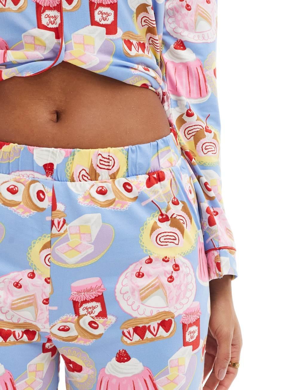 Chelsea Peers poly long sleeve revere top and pants pajama set in dessert print Product Image