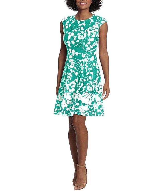 London Times Petite Size Floral Print Crew Neck Sleeveless A-Line Dress Product Image