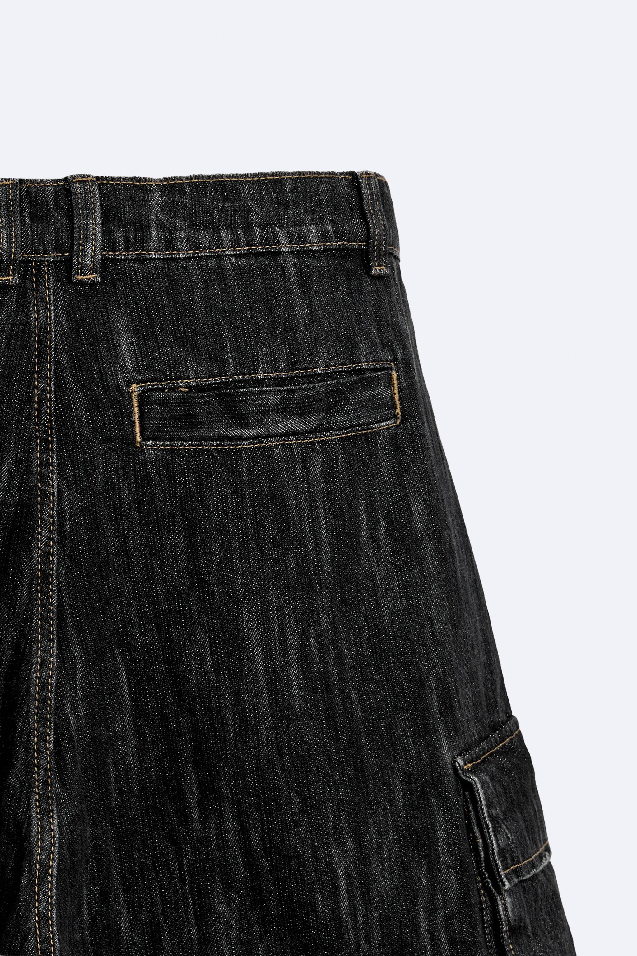 TEXTURED DENIM CARGO SHORTS Product Image