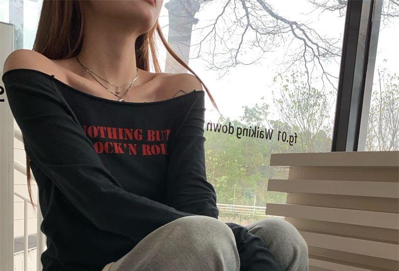 Long Sleeve One Shoulder Lettering Print T-Shirt Product Image