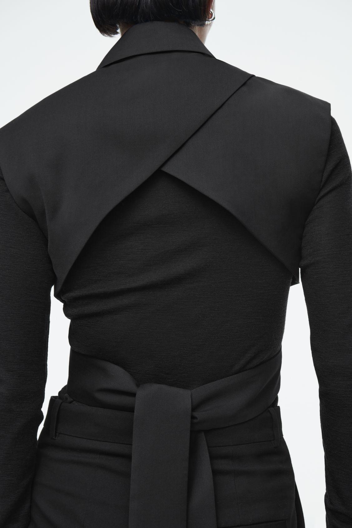 OPEN-BACK WRAP WAISTCOAT Product Image