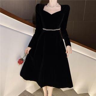 Long Sleeve V-Neck Plain Velvet A-Line Midi Dress Product Image