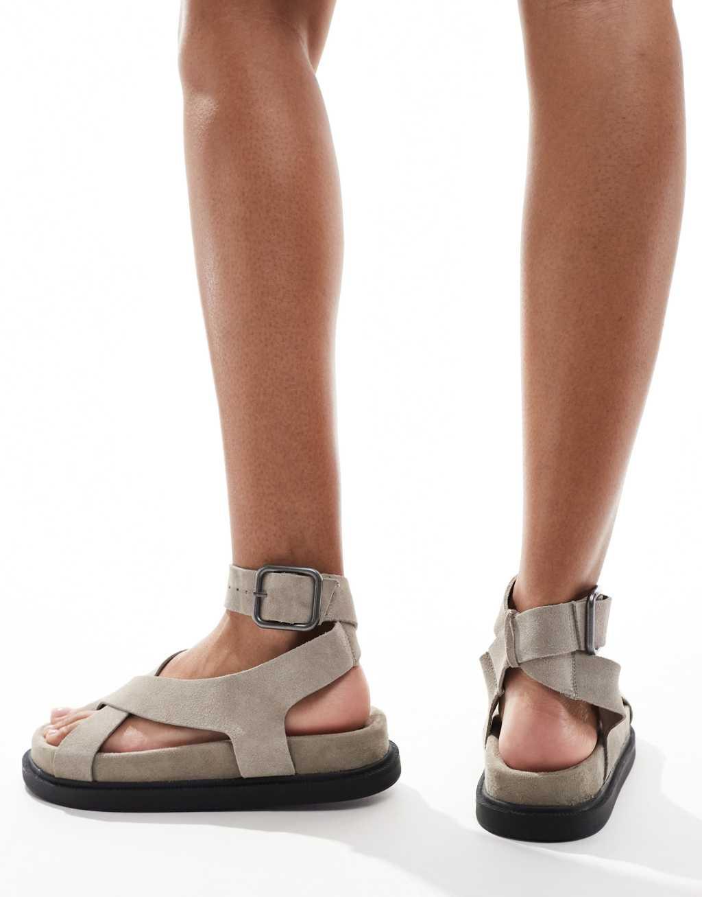 Pull&Bear suede strappy sandals with toe detail in stone Product Image