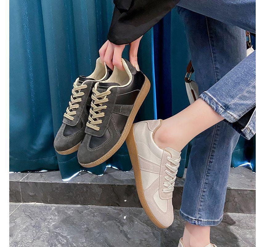 Contrast Panel Flat Sneakers Product Image