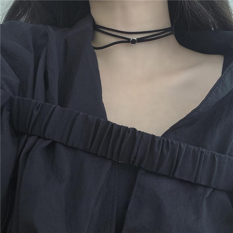 Hoop Accent Choker Product Image