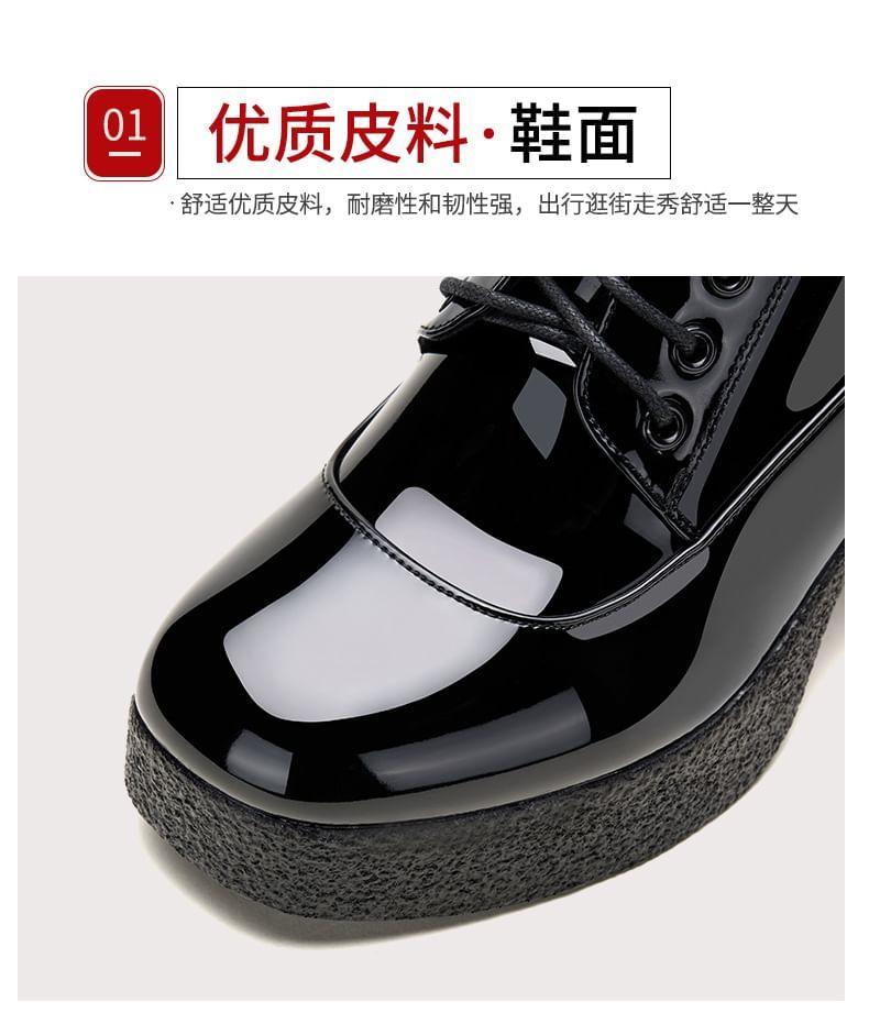 Block Heel Patent Lace-Up Shoes Product Image